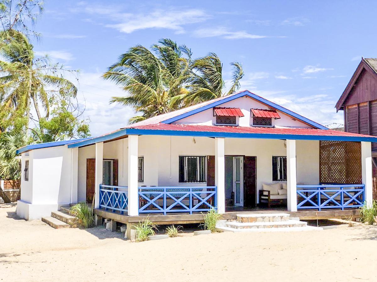 Villa A.Tia Morondava Ngoại thất bức ảnh